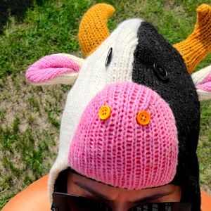 Cow hat size large